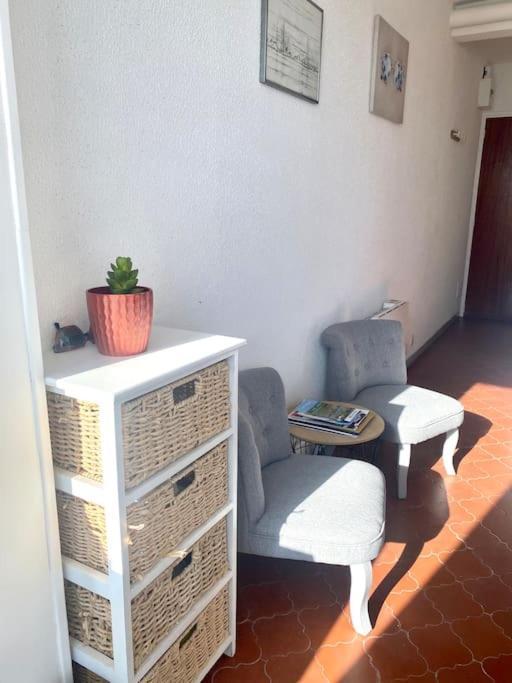 Appartement Petite Vue Mer, Centre Motte